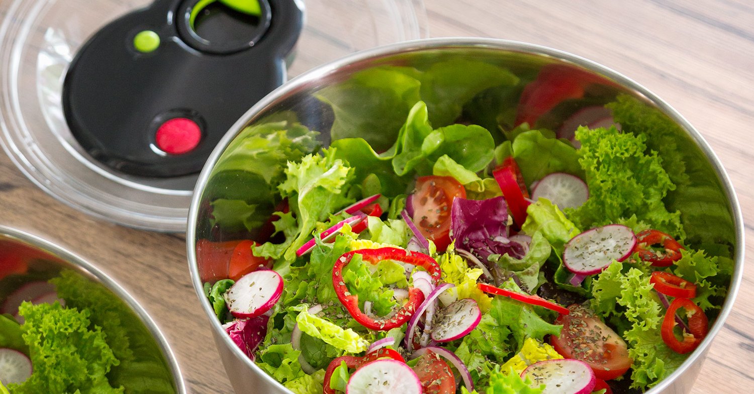 Salat zubereiten & servieren