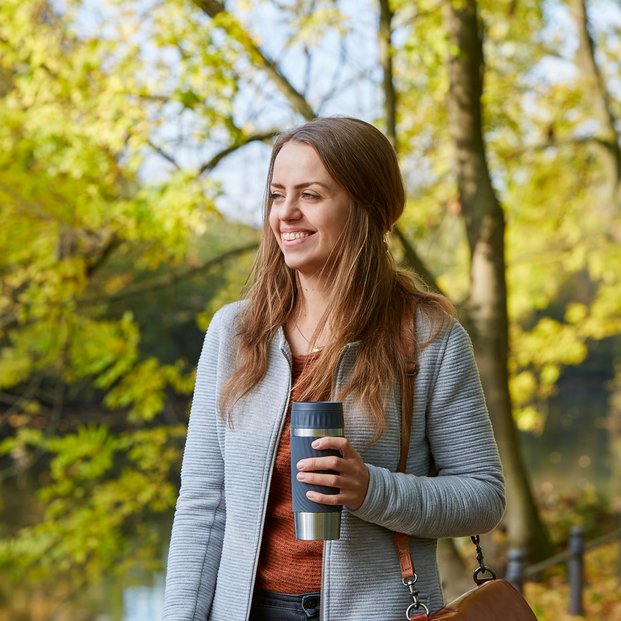 TRAVEL MUG Easy Twist milieu